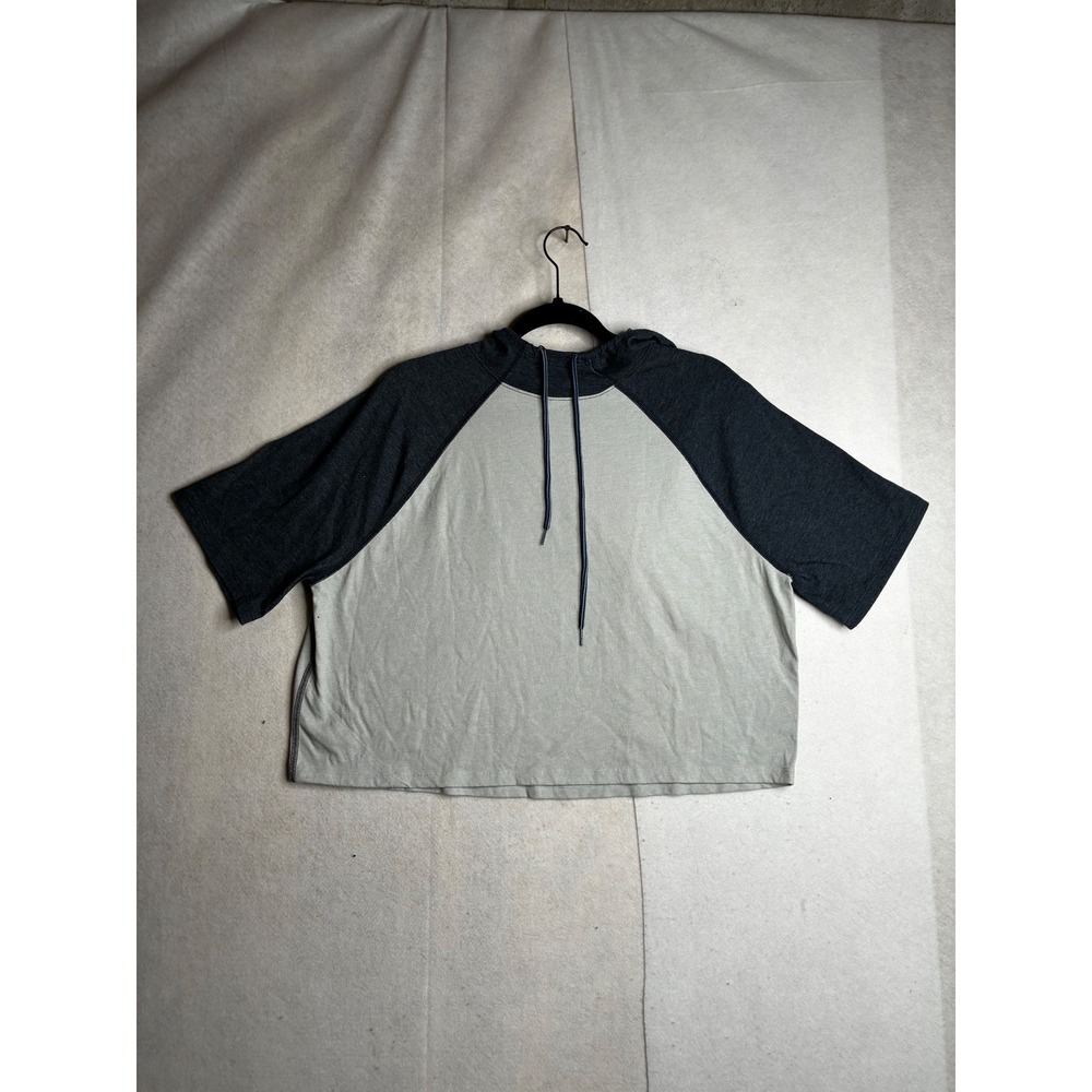 Simms‎ Fishing Products Womens M Grey Fish It Well Graphic Short Sleeve Hoodie